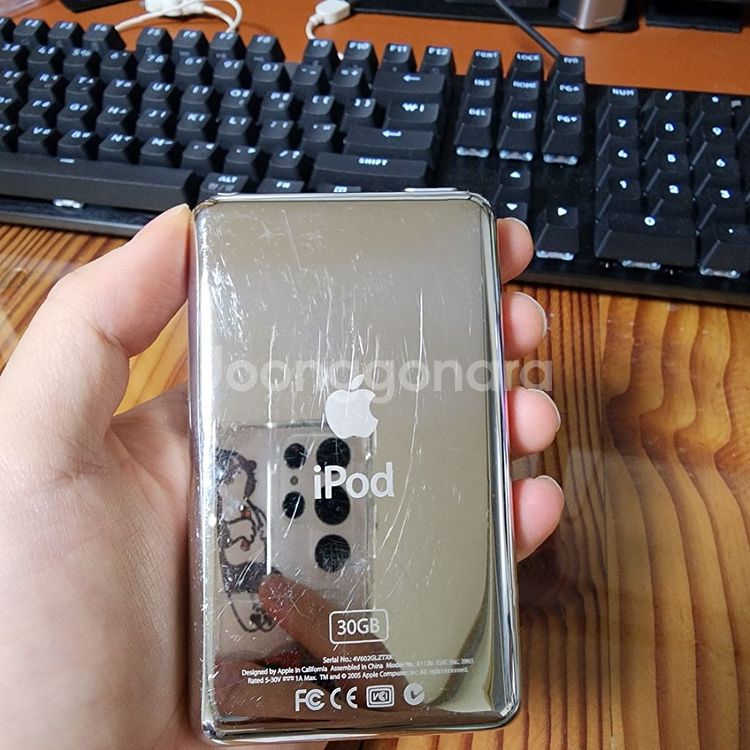 아이팟 클래식 5세대 블랙 30gb--1