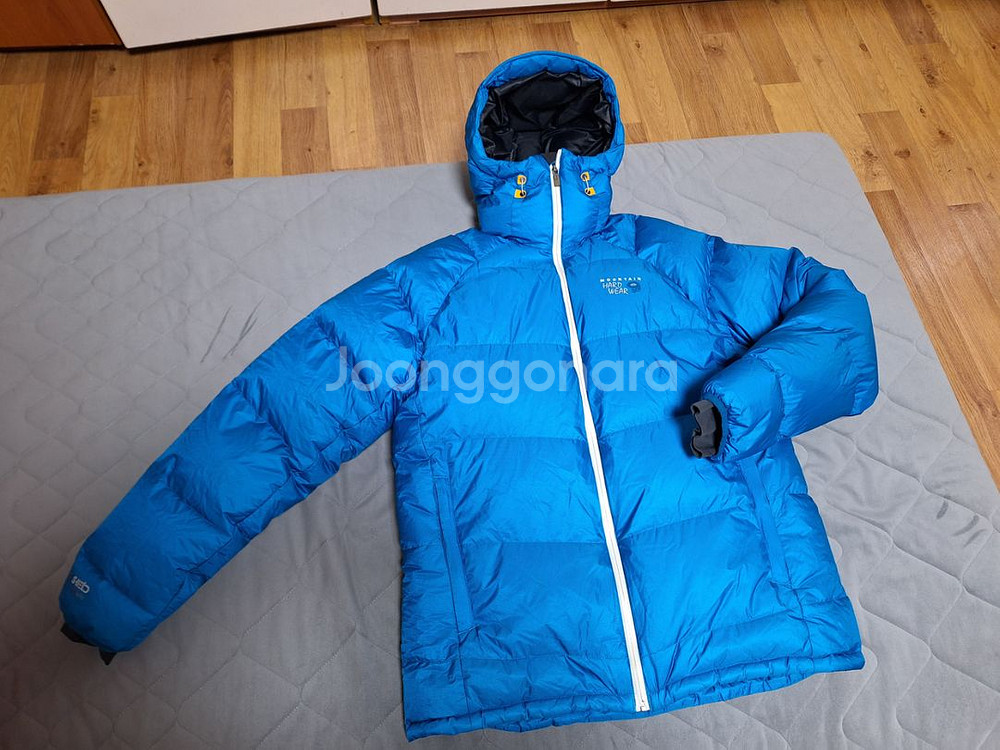 마운틴하드웨어 율리스텍 닐라스 거위털 구스다운 패딩--1