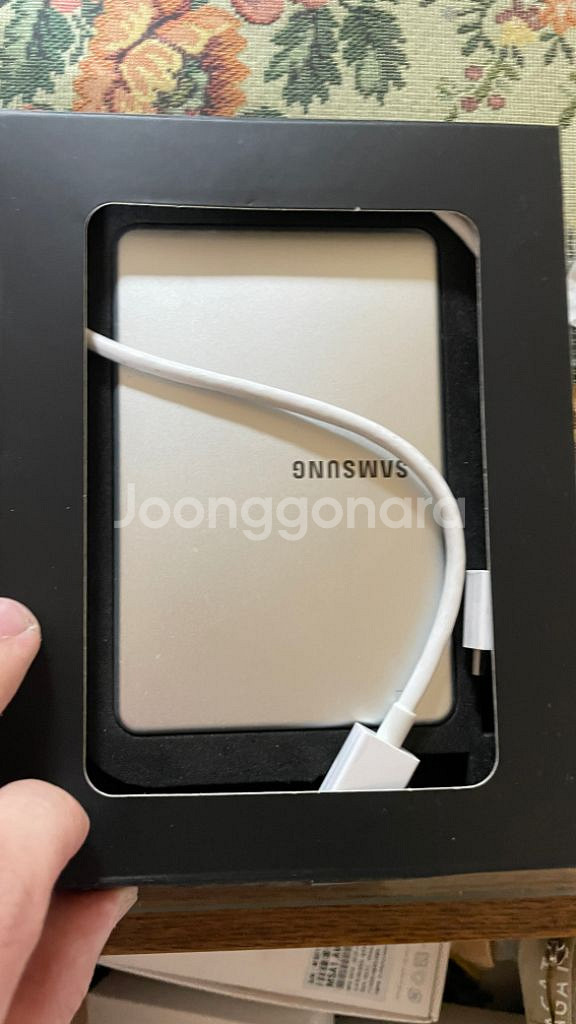 삼성 외장하드 HDD 2TB(hx-mk20y19)--2