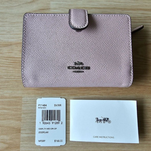COACH 반지갑 핑크 미사용 새제품 판매