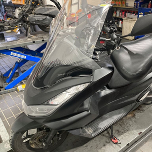 pcx125abs 23년식판매합니다