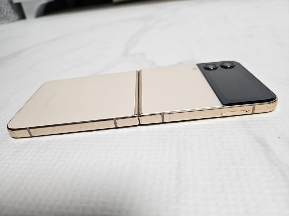 지플립4 자급제 512gb 제트플립4--4