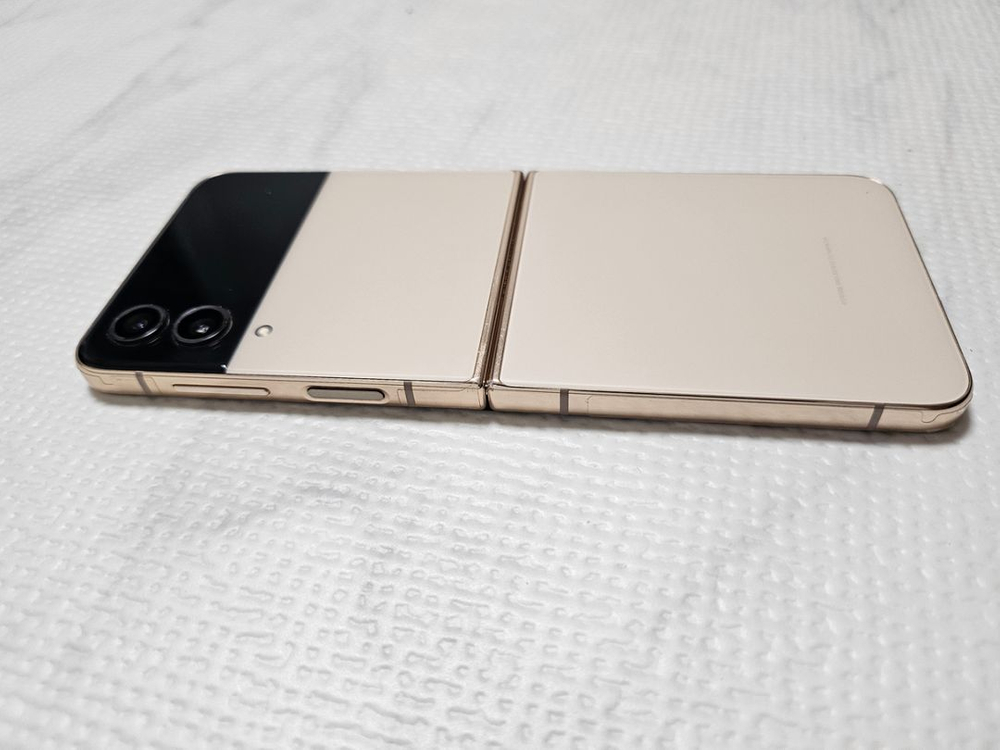 지플립4 자급제 512gb 제트플립4--5