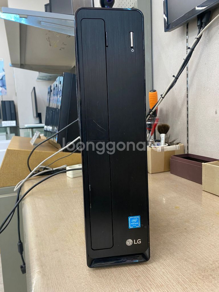 슬림형 LG 컴퓨터. 7세대 G4560--1