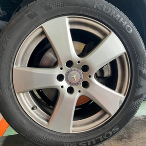 벤츠 C클래스 순정 휠 타이어 TPMS 장착된 모델