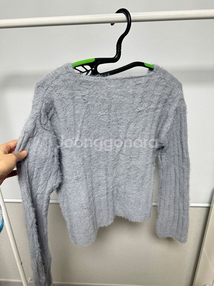 그레이 크롭 니트 브이넥--2