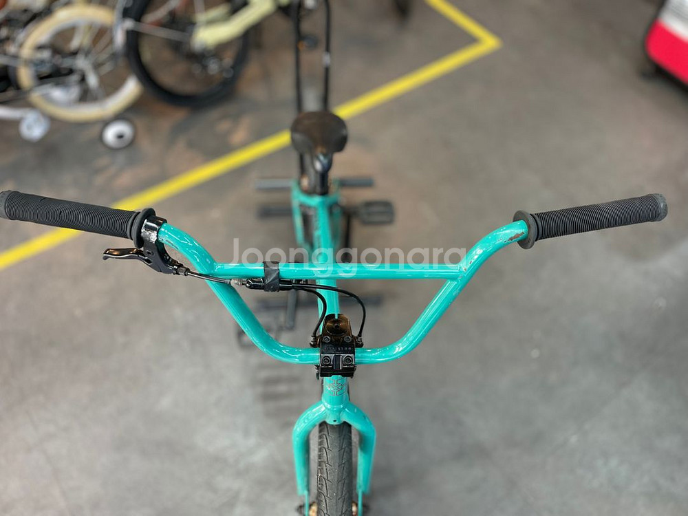 비스타 BMX 자전거 판매합니다.--4