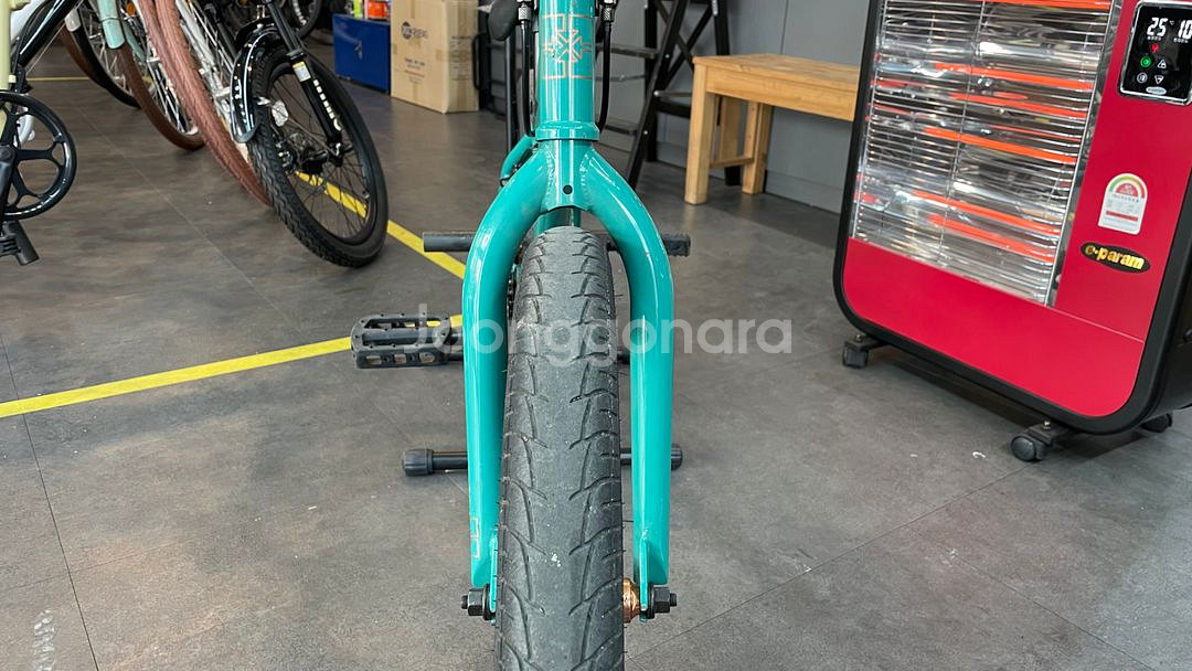 비스타 BMX 자전거 판매합니다.--7