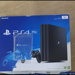 ps4 pro + 소프트웨어 타이틀 9개 팝니다.