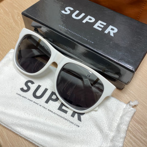 SUPER 선글라스