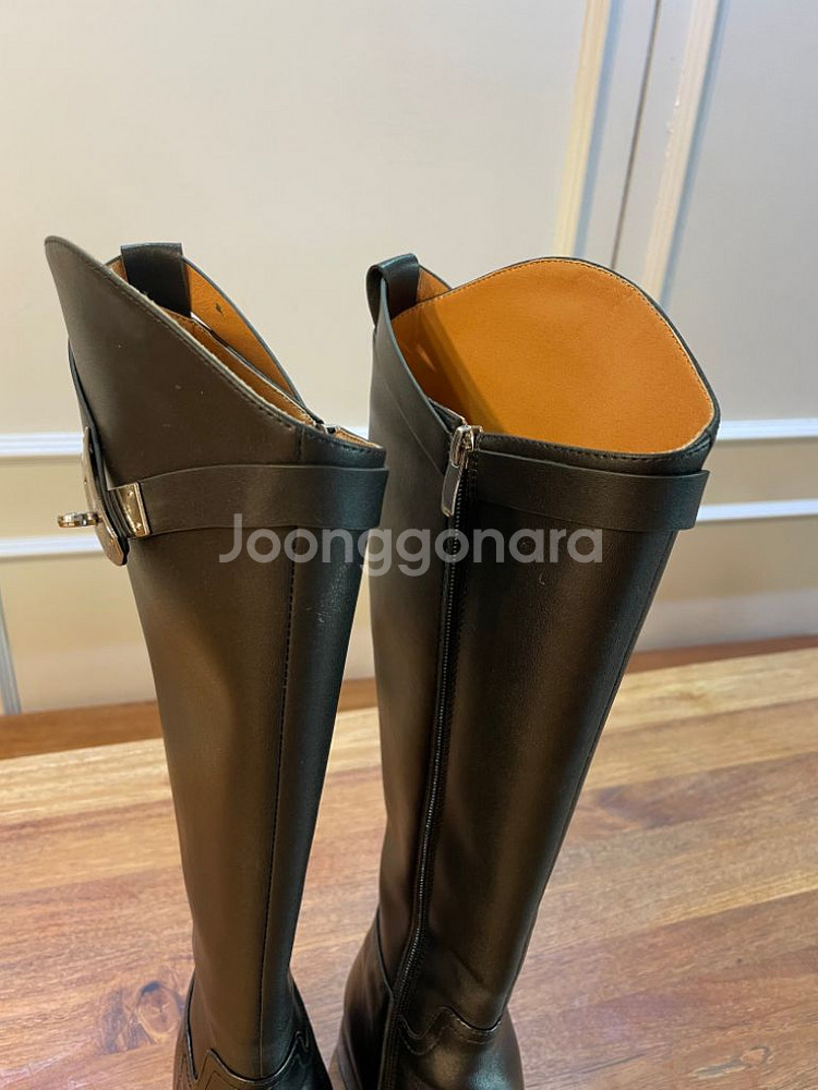 고급스러운 블랙 롱부츠--2