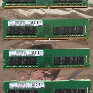 삼성램 DDR4 2666V 32GB 4개 팝니다.