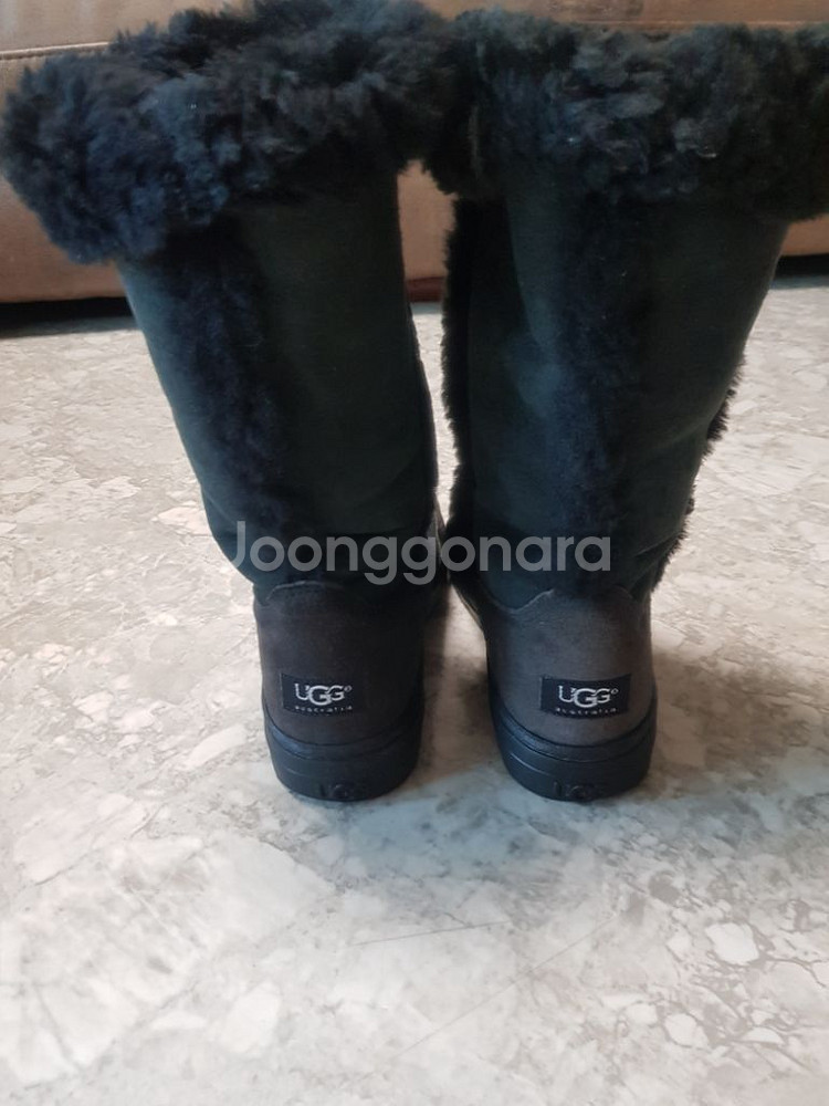 UGG 어그 245--6