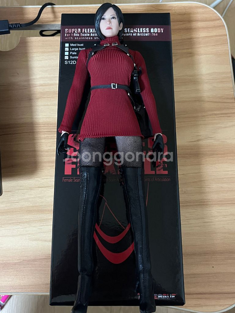 MTTOYS 015 바이오하자드 RE4 1/6 에이다웡--4