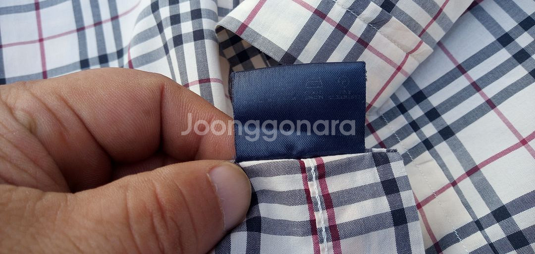 빅사이즈 정품 버버리 반팔셔츠 110호 상태우수--9