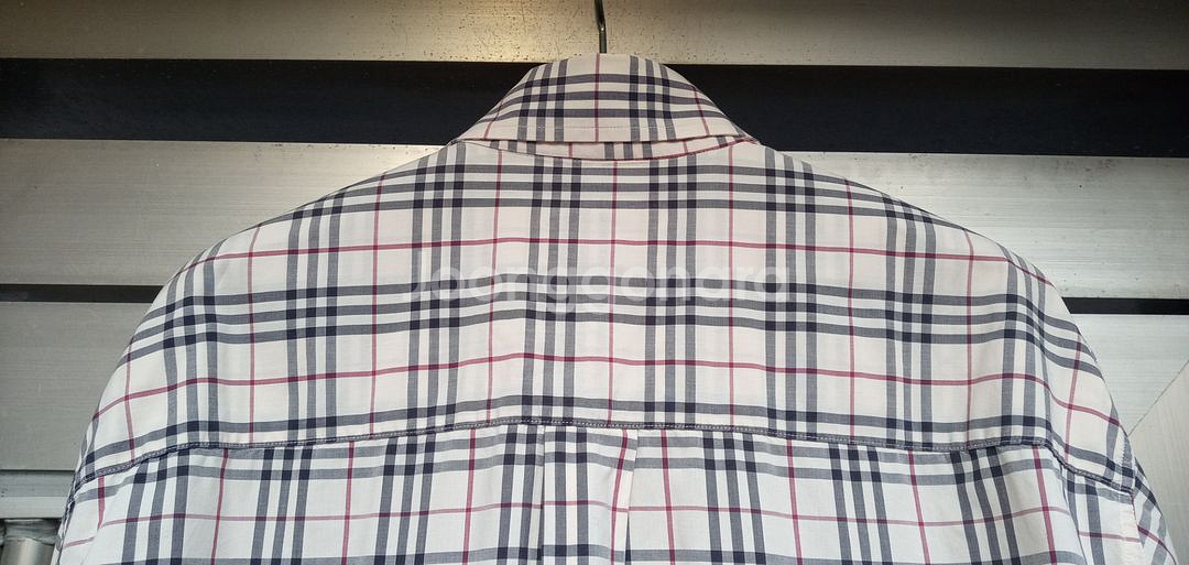 빅사이즈 정품 버버리 반팔셔츠 110호 상태우수--5