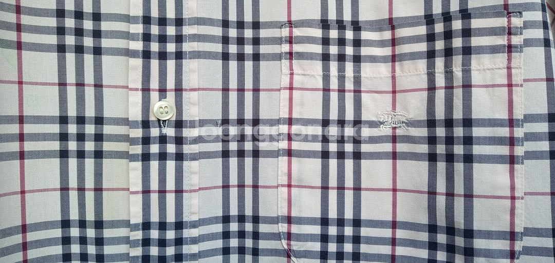 빅사이즈 정품 버버리 반팔셔츠 110호 상태우수--2