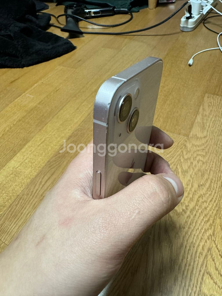 아이폰13 핑크 128 판매합니다--6