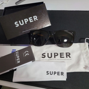 SUPER 선글라스 MADE IN ITALY