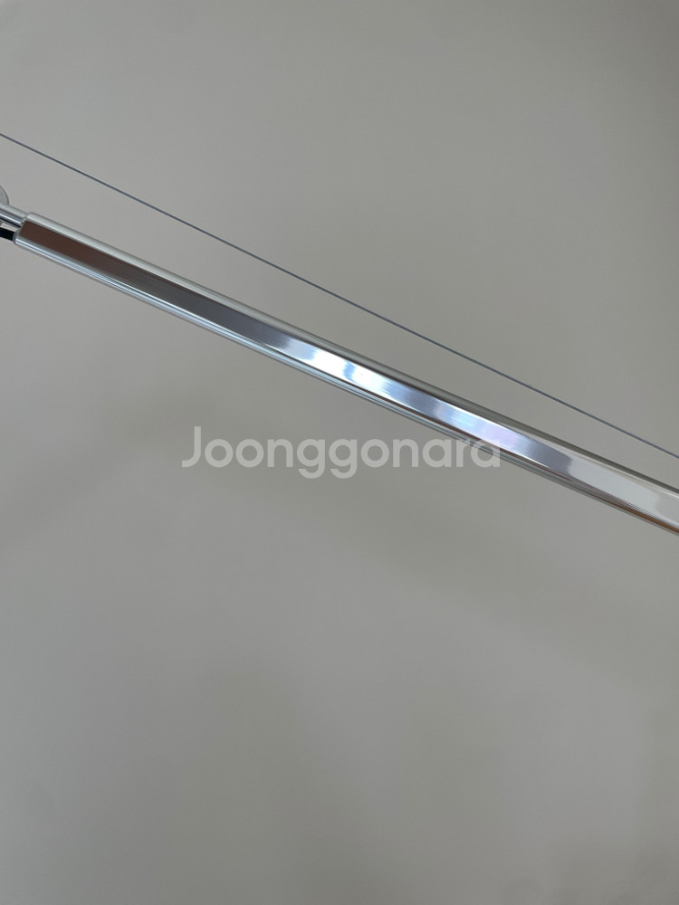 아르떼미데 톨로메오 메가--6