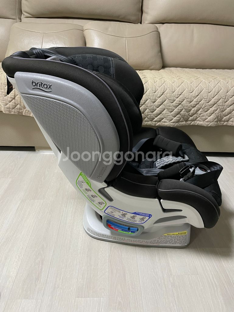 브라이텍스 Britax 어드보케이트 카시트 판매합니다.--1