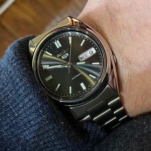 Seiko 세이코 SNXS79 데이데이트 블랙 다이얼