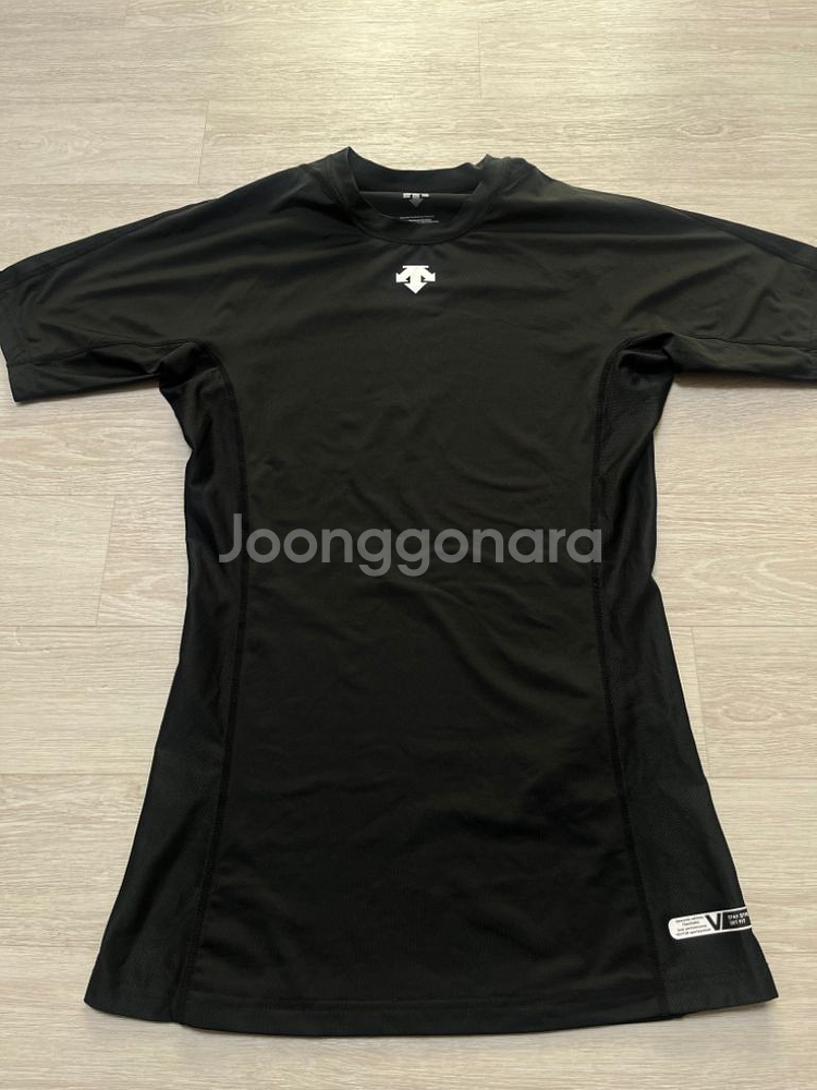 (M) 데상트 벡터 기능성티 반팔 르꼬끄 나이키--1