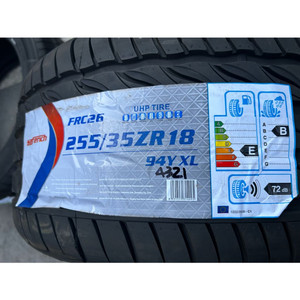 saferich FRC26 255/35/18 타이어