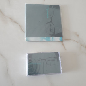 윤상 인센시블 cd와 tape 미개봉