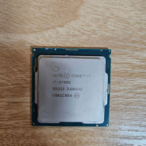 i7 9700k 단품 판매합니다.(택배비 포함)