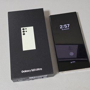 갤럭시S23 울트라 크림 256GB 자급제 판매합니다