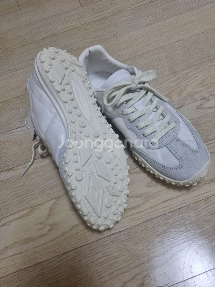 엄브로 운동화 퍼스트조거 240 (새상품)--3