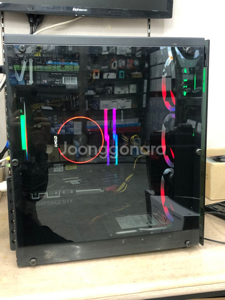 게이밍 컴퓨터. 라이젠7-1700/GTX1660--4
