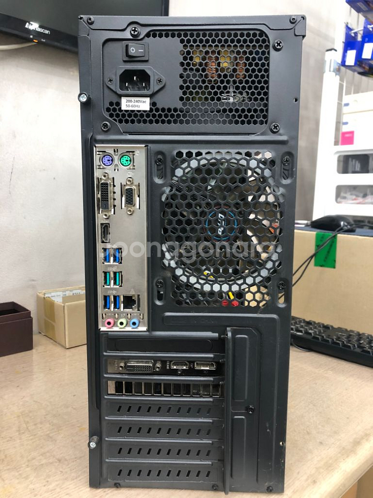 게이밍 컴퓨터. 라이젠7-1700/GTX1660--3