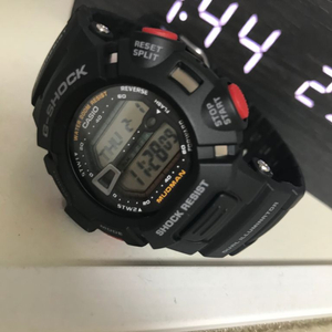 G-SHOCK SHOCK RESIST