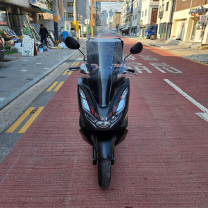 점검완료) 올블랙 21년식 pcx125 cbs모델