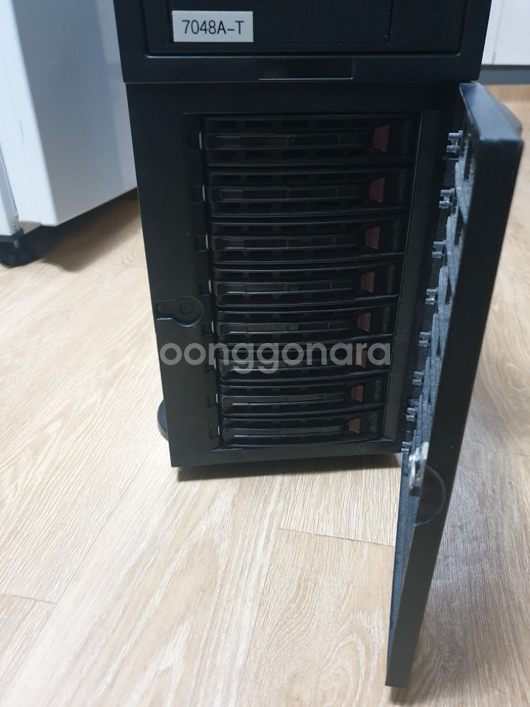 고성능컴퓨터 슈퍼마이크로 워크스테이션 7048A-T--4