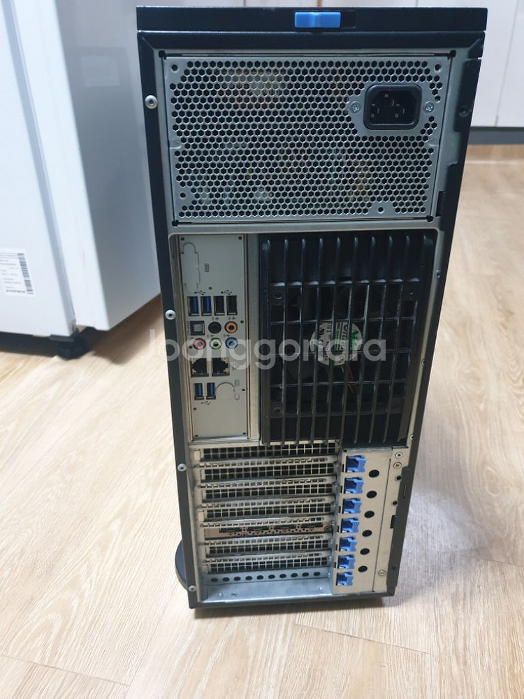고성능컴퓨터 슈퍼마이크로 워크스테이션 7048A-T--2