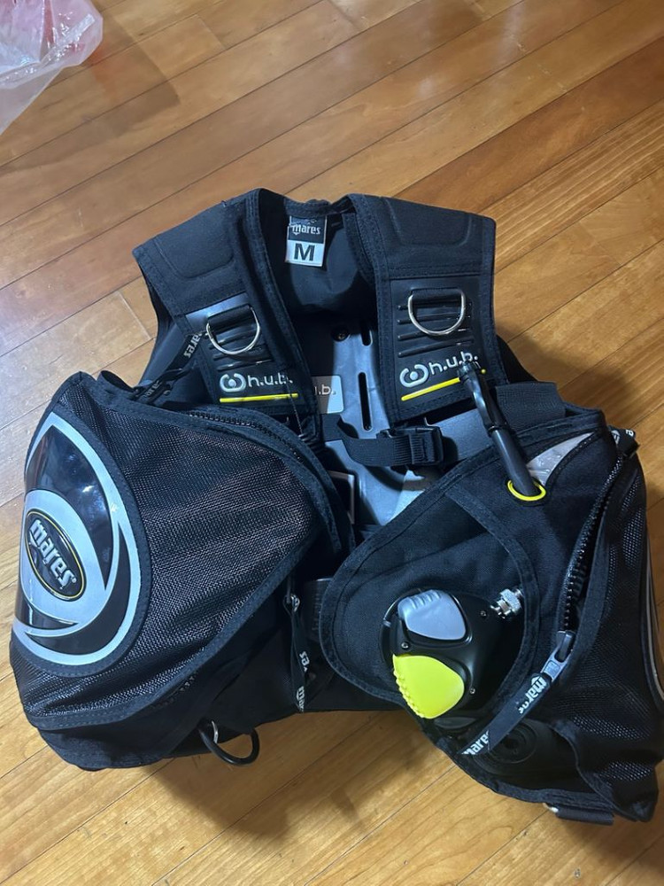 마레스 스쿠버다이빙 공기 조끼수트 (s.m 사이즈) 이미지