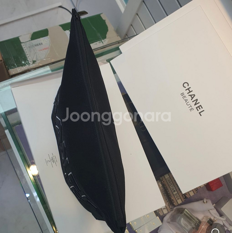 새상품*샤넬뷰티 파우치--2