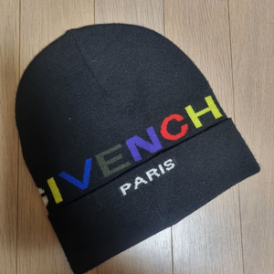 지방시 키즈 비니