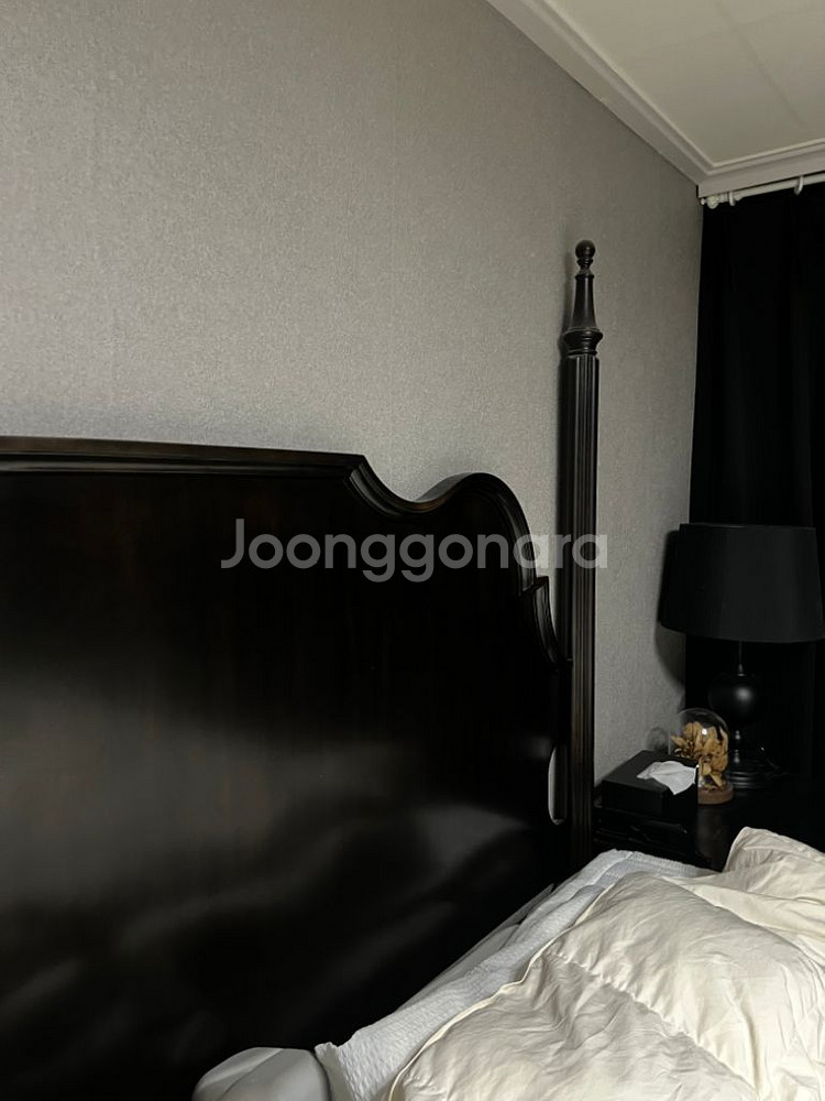 수입가구 미라지 침대+협탁+화장대 (라지킹)--1