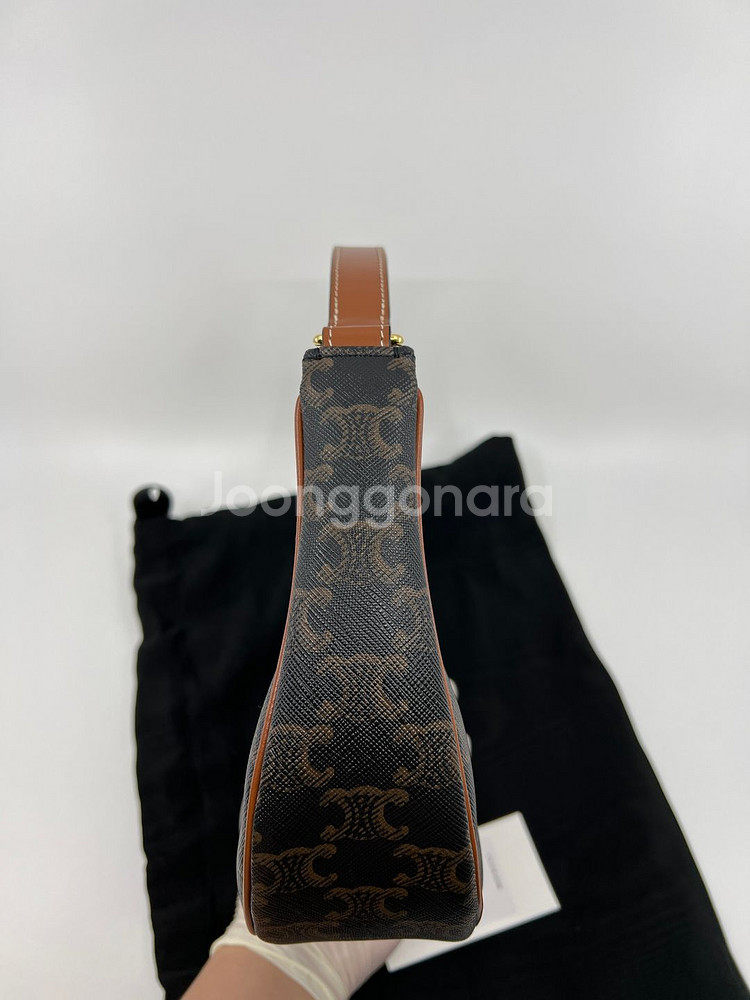 [새상품급]셀린느 아바백 미디움--7