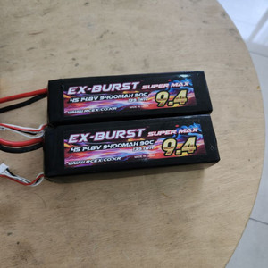 rc카 배터리 ex-burst 4셀 판매합니다.