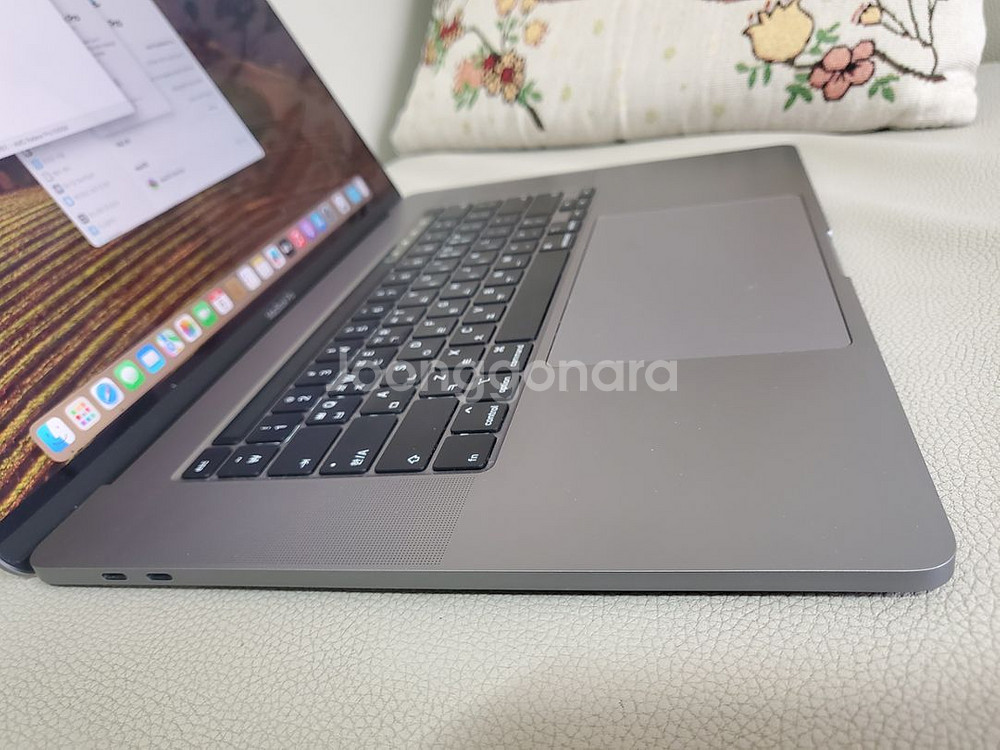 2019 cto 맥북프로 16인치 i7 2.6 램32기--4