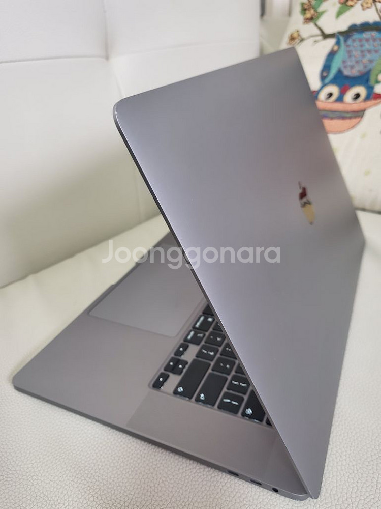 2019 cto 맥북프로 16인치 i7 2.6 램32기--6