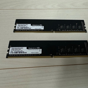 팀그룹 DDR4 16g 메모리 판매합니다(16x2)