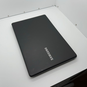 FHD 고해상도 15.6인치 아주 깨끗한 삼성 노트북