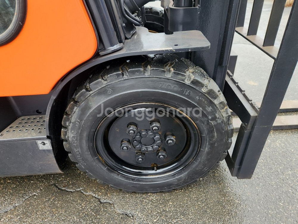 두산 D20s-5 (pro5) 2톤 가스 중고지게차--6