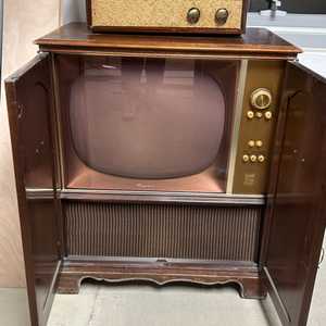 빈티지 1950~60s magnavox tv